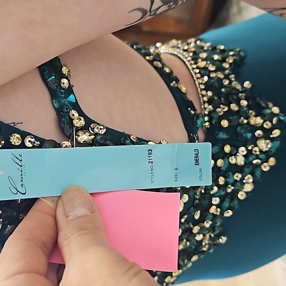 Size 8 emerald green rhinestone jersey prom dress Camille La Vie NWT - Picture 12 of 17